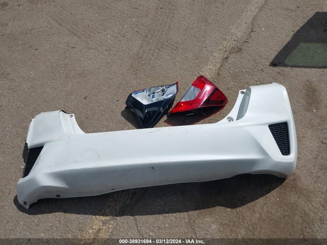 Honda FIT LX 2015 3HGGK5H50FM784533 Image 12