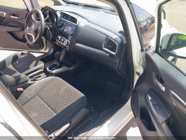Honda FIT LX 2015 3HGGK5H50FM784533 Image 5