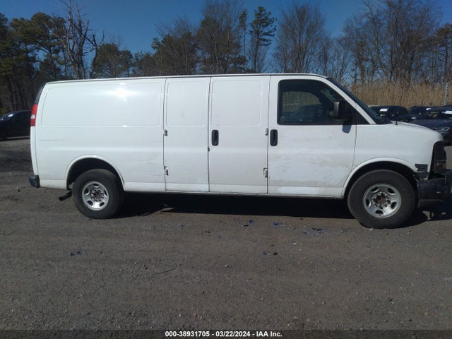 Chevrolet Express 3500 Work Van 2017 1GCZGHFF6H1202084 Image 13