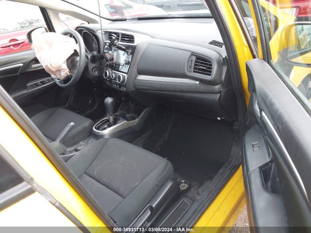 Honda FIT LX 2018 3HGGK5H41JM714460 Image 5