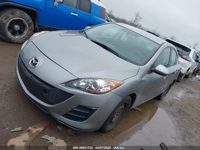 2010 MAZDA MAZDA3 I SPORT VIN: JM1BL1SF1A1149066