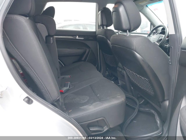 KIA SORENTO LX 2014 5XYKT3A69EG427795 Image 8