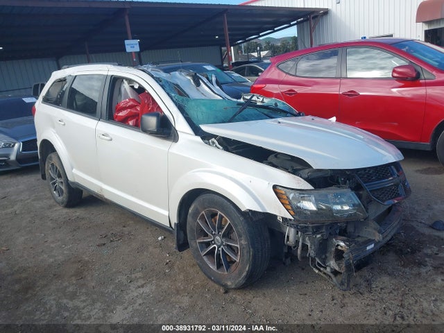 2018 3C4PDDAG5JT249727 main image