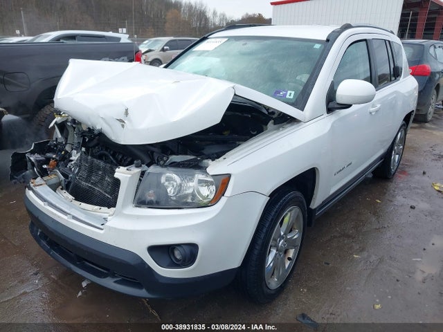 Jeep Compass Latitude 2014 1C4NJDEB3ED646184 Image 2