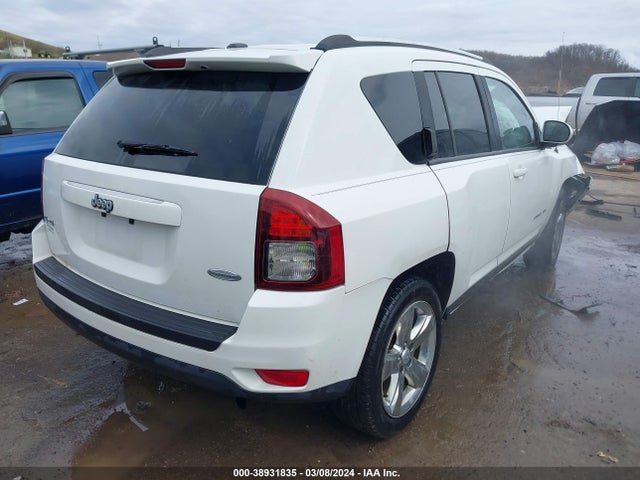Jeep Compass Latitude 2014 1C4NJDEB3ED646184 Image 4