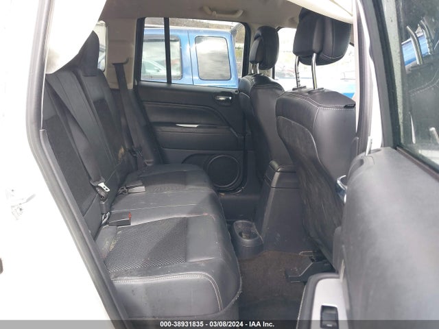 Jeep Compass Latitude 2014 1C4NJDEB3ED646184 Image 8