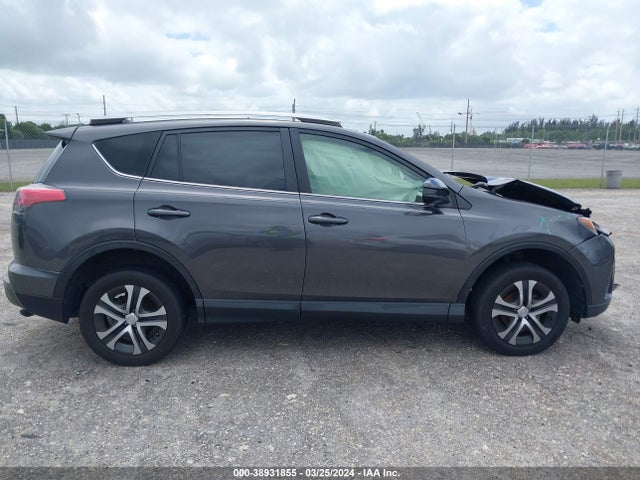 Toyota RAV4 LE 2017 JTMZFREV2HJ707444 Image 13