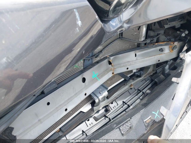 Toyota RAV4 LE 2017 JTMZFREV2HJ707444 Image 19