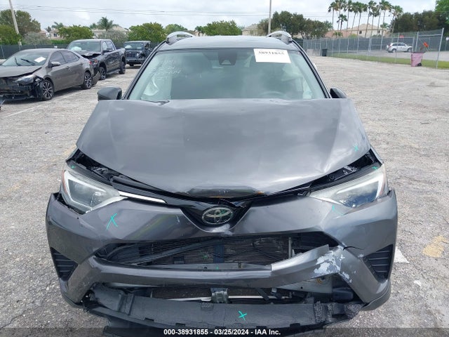 Toyota RAV4 LE 2017 JTMZFREV2HJ707444 Image 6