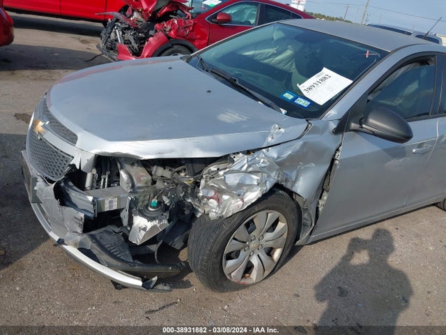 Chevrolet Cruze Ls Auto 2014 1G1PA5SHXE7181904 Image 6