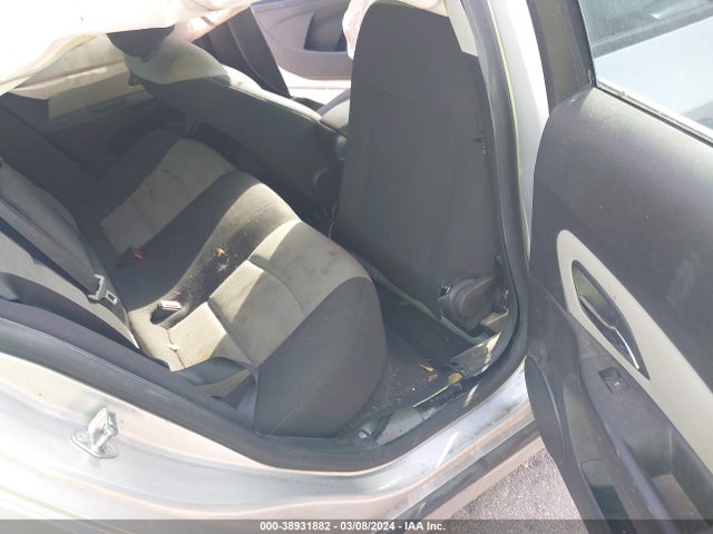 Chevrolet Cruze Ls Auto 2014 1G1PA5SHXE7181904 Image 8