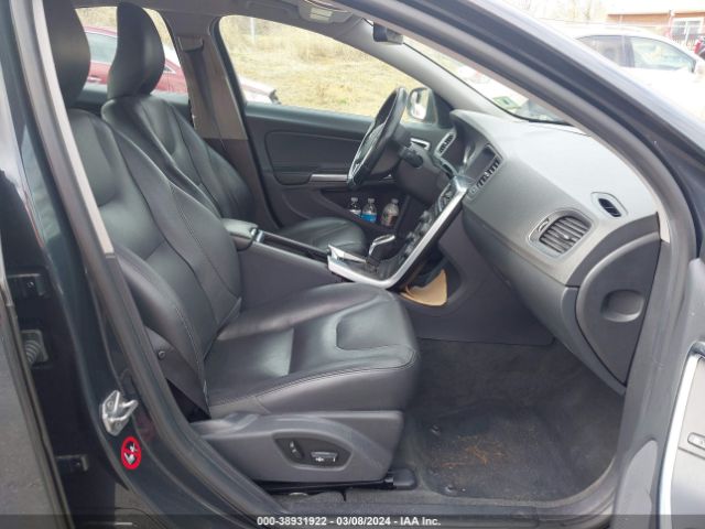 YV1612TB0F1308962 Volvo S60 T5 Premier