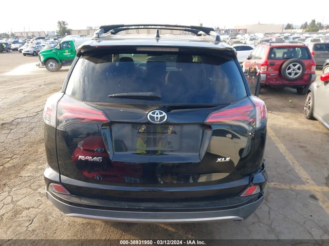 Toyota Rav4 Xle 2018 2T3WFREV9JW515318 Image 15