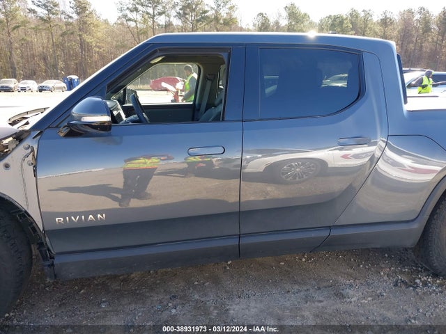 Rivian R1t Launch Edition 2022 7FCTGAAL7NN004428 Image 14