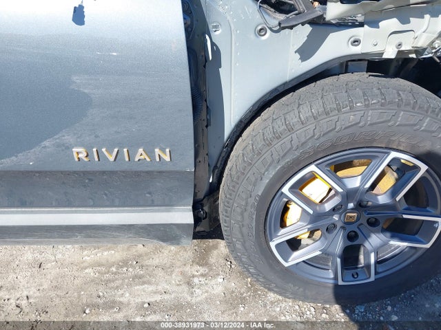 Rivian R1t Launch Edition 2022 7FCTGAAL7NN004428 Image 19