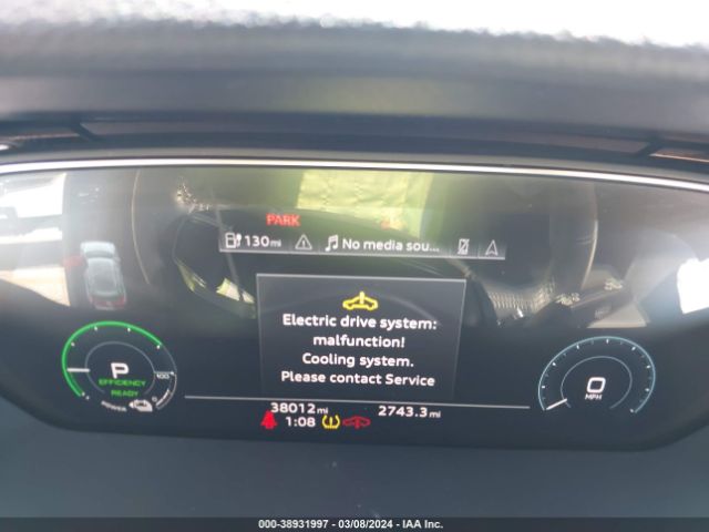 WA1AAAGE7MB001031 Audi E-tron Premium Quattro