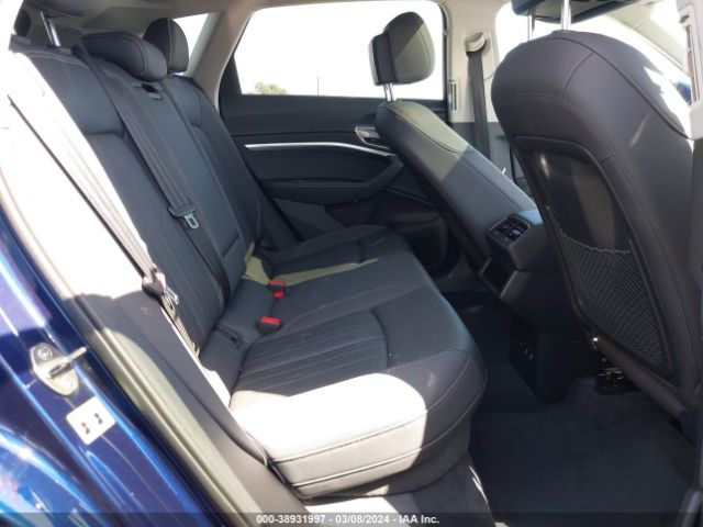 WA1AAAGE7MB001031 Audi E-tron Premium Quattro