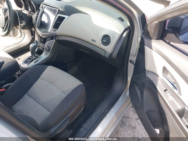 Chevrolet Cruze Ls Auto 2014 1G1PA5SG7E7398575 Image 5