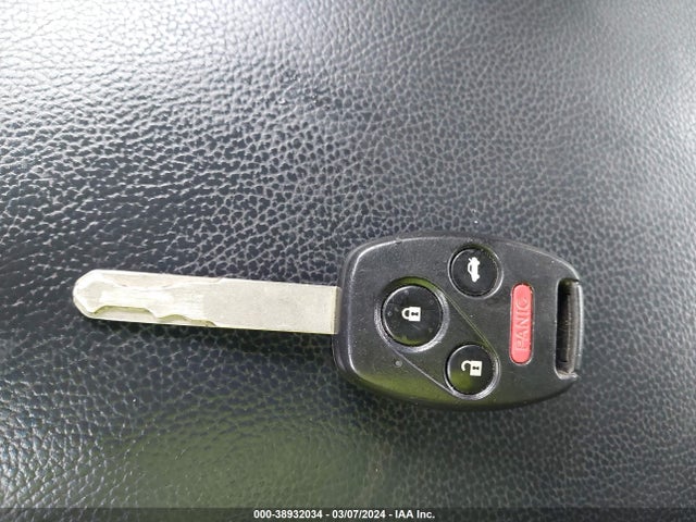 2012 HONDA ACCORD 2.4 EX-L VIN: 1HGCP2F88CA129802