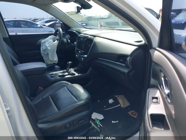 Chevrolet Traverse Premier 2018 1GNERKKW2JJ137811 Image 5