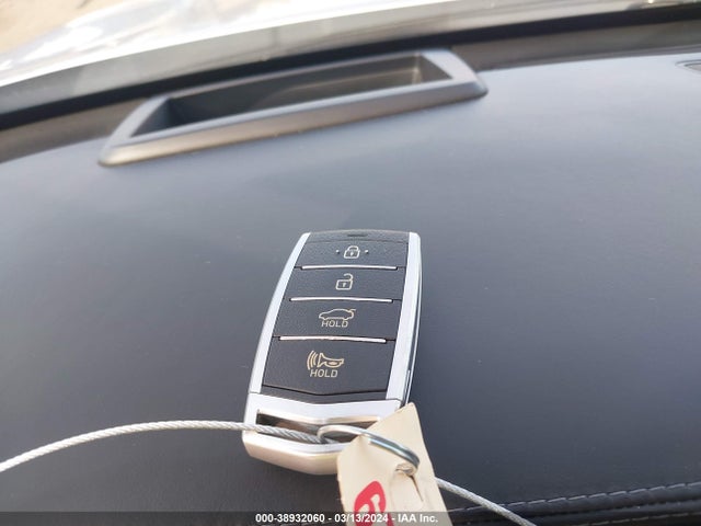 Genesis G90 3.3t Premium 2017 KMHG34JA2HU026717 Image 11