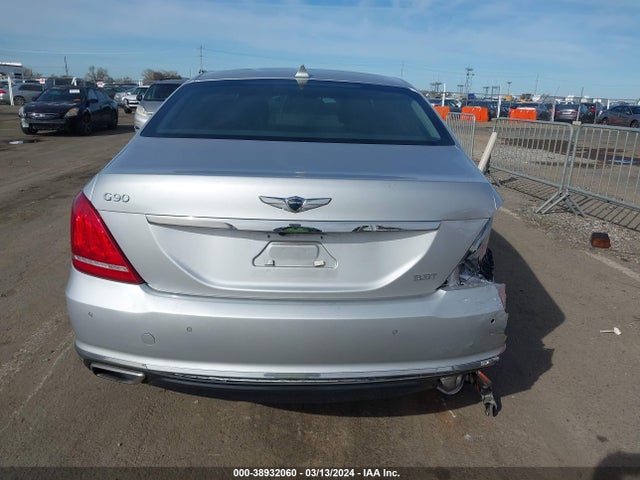 Genesis G90 3.3t Premium 2017 KMHG34JA2HU026717 Image 17