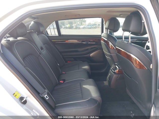 Genesis G90 3.3t Premium 2017 KMHG34JA2HU026717 Image 8