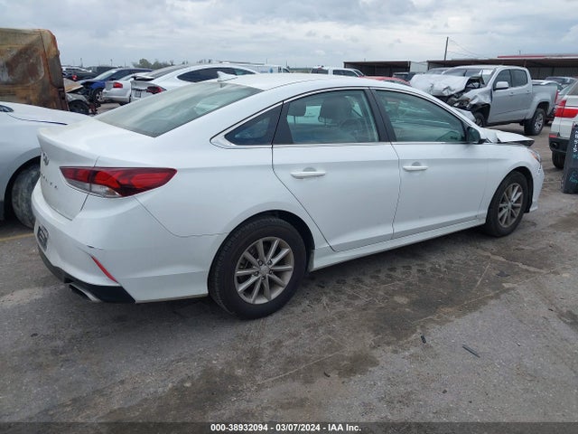 Hyundai SONATA SE 2019 5NPE24AF5KH818968 Image 4
