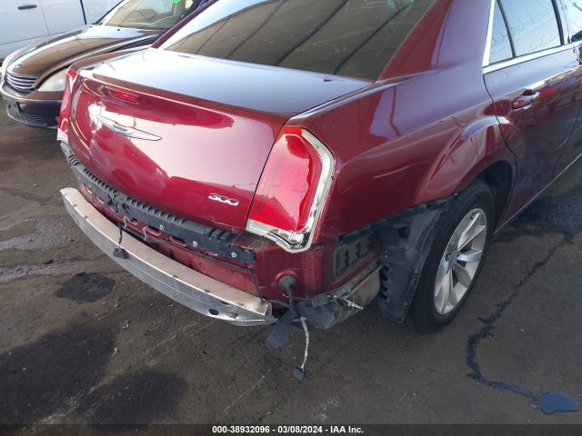 Chrysler 300 Limited 2016 2C3CCAAG7GH211938 Image 6