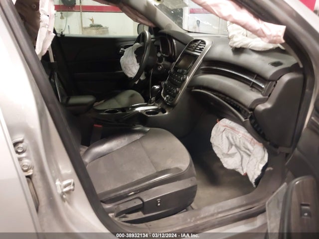 Chevrolet MALIBU 1LT 2015 1G11C5SL4FF255278 Image 5