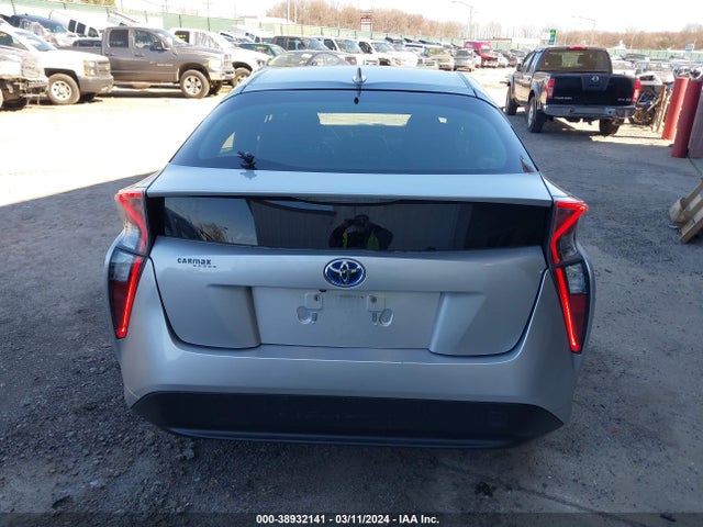 Toyota Prius Two 2016 JTDKBRFU8G3520778 Image 16