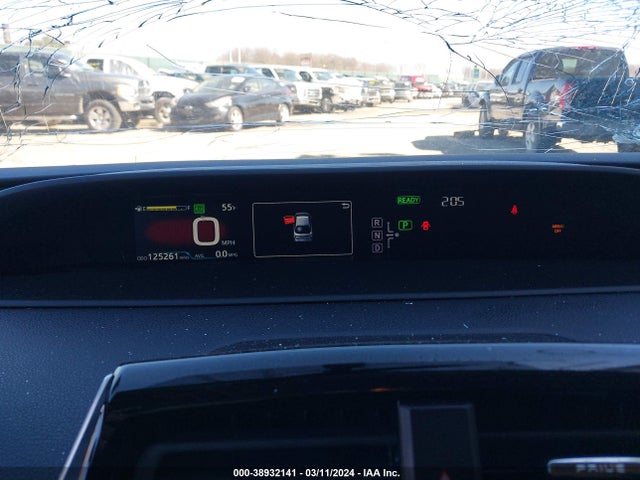 Toyota Prius Two 2016 JTDKBRFU8G3520778 Image 7