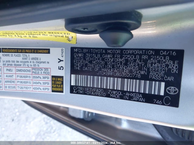 Toyota Prius Two 2016 JTDKBRFU8G3520778 Image 9