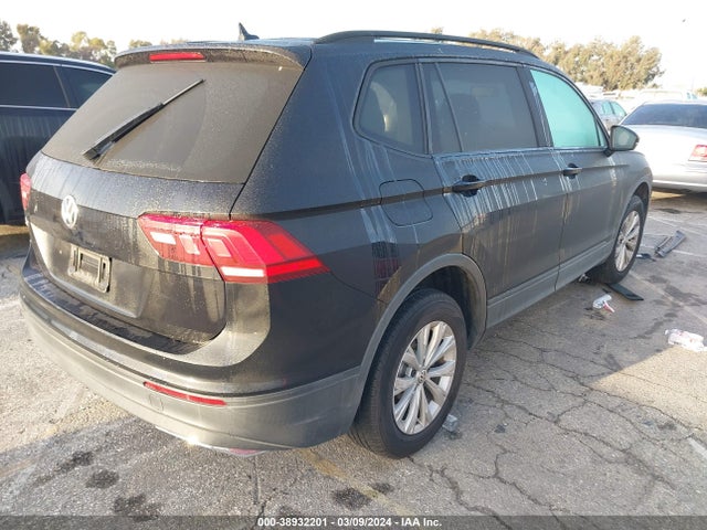 3VV1B7AXXLM101231 Volkswagen Tiguan 2.0t S
