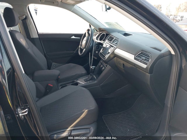 3VV1B7AXXLM101231 Volkswagen Tiguan 2.0t S