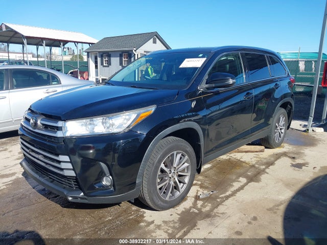 Toyota Highlander Xle 2019 5TDJZRFH0KS582788 Image 2