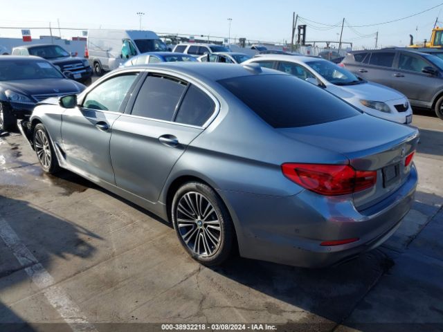 WBAJE5C55KWE66310 BMW 540I