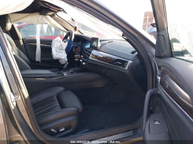 WBAJE5C55KWE66310 BMW 540I