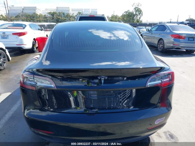 5YJ3E1EA2JF122710 Tesla Model 3 Long Range/mid Range