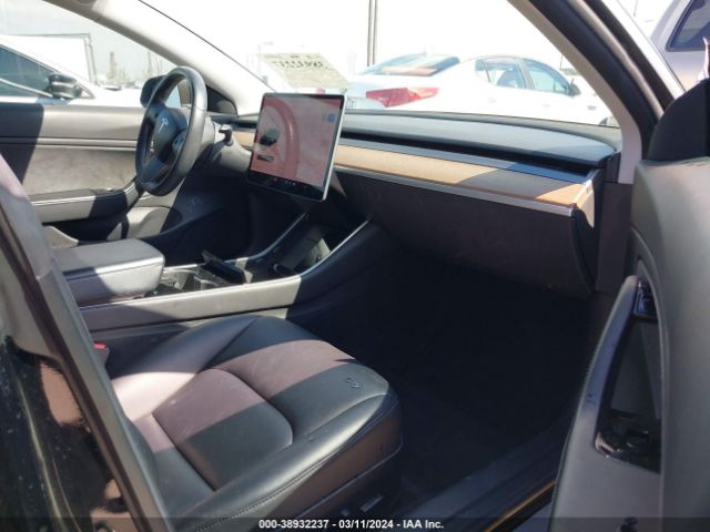 5YJ3E1EA2JF122710 Tesla Model 3 Long Range/mid Range