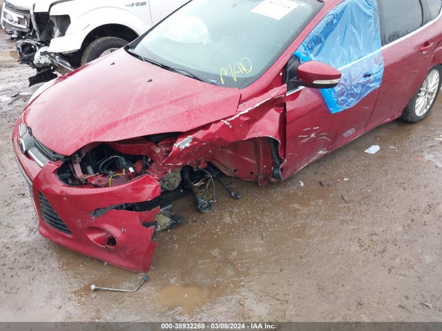 Ford Focus Titanium 2014 1FADP3N23EL354339 Image 13