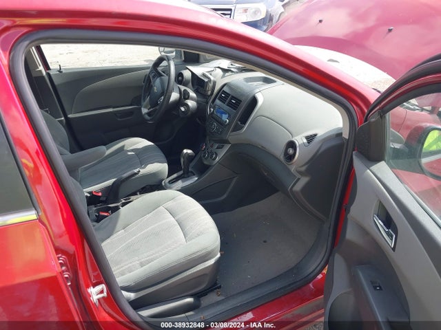 Chevrolet Sonic Lt Auto 2015 1G1JC6SH1F4156365 Image 5