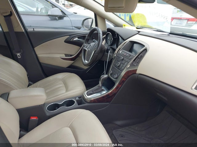 Buick Verano Premium Group 2014 1G4PT5SV1E4130280 Image 5