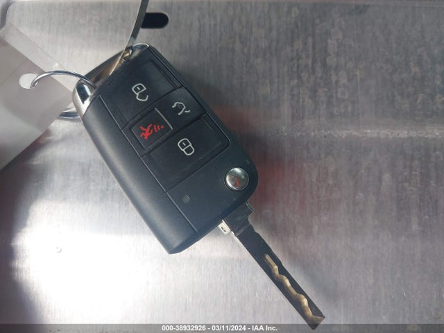 3VV1B7AX3NM110226 Volkswagen Tiguan 2.0t S