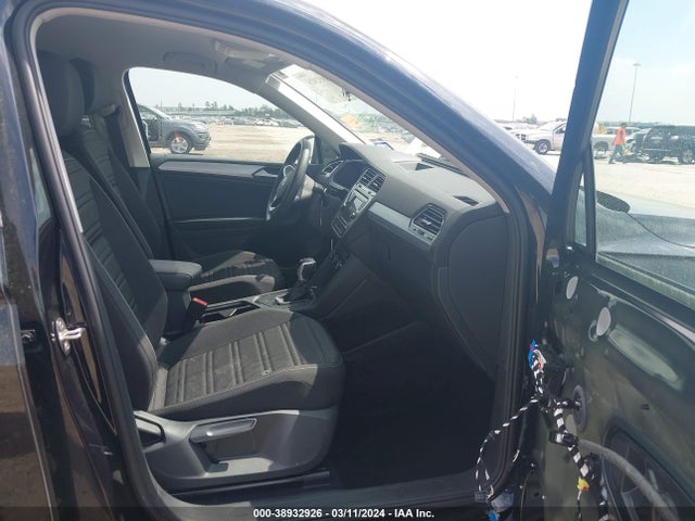 3VV1B7AX3NM110226 Volkswagen Tiguan 2.0t S