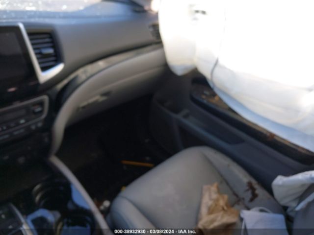 5FNYF6H92JB039991 Honda Pilot Touring