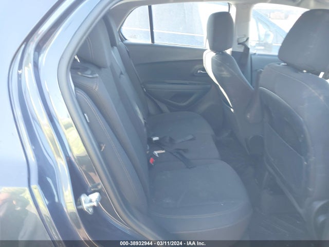 Chevrolet TRAX LS 2019 3GNCJKSB3KL130968 Image 8