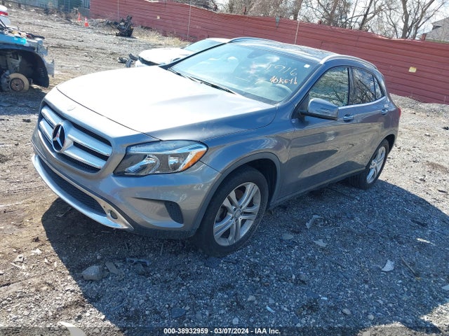 Mercedes-Benz GLA 250 2017 WDCTG4EB3HJ281916 Image 2