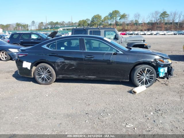 58ADA1C11RU044740 Lexus ES 300H