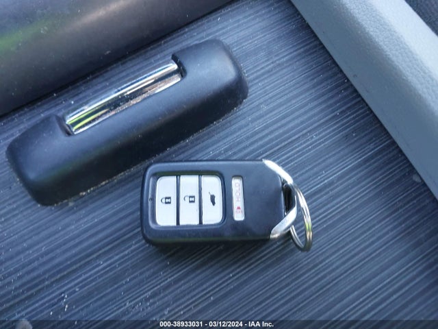Honda PILOT LX 2019 5FNYF6H13KB086846 Image 11